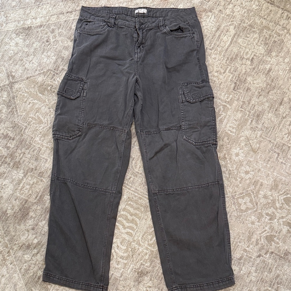 Garage Women's Charcoal Cargo Pants